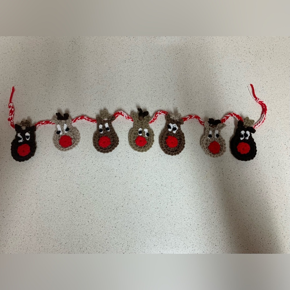 Festive Reindeer Seven Rudolph Holiday Garland New Handmade Crochet